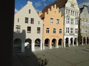 オルシュティンにあるApartament w centrum Starego Miasta 1の街路集団