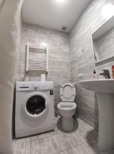 Bilik mandi di Meskheti Tower Unit 78