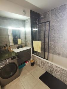 Gallery image of Appartement cosy avec terrasse in Mauguio