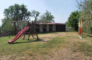 Herní místnost nebo prostor pro děti v ubytování Agriturismo Ripaiani