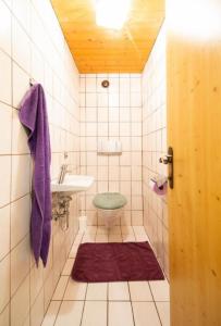 Kúpeľňa v ubytovaní Farmerhouse by Northsouth Aparthments