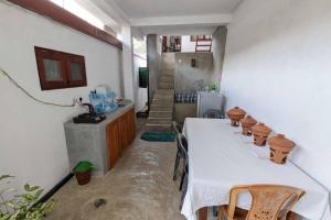 Kuchyň nebo kuchyňský kout v ubytování Villa Wismar Hikkaduwa + 29 fotografií
