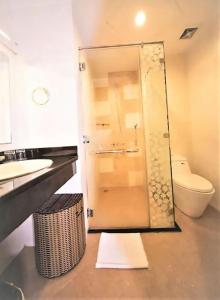 Koupelna v ubytování Bunny - Valentine Hotel - Bui Vien Street