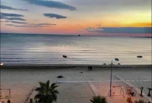 Livi beachfront Apartment - Image 12