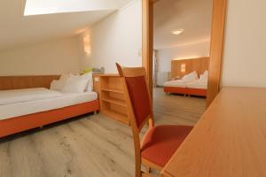 Hotel Haberl - Attersee客房内的一张或多张床位