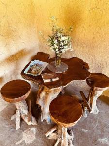 Foto sihtkohas Stewarts River asuva majutusasutuse Off Grid Cob Home galeriist