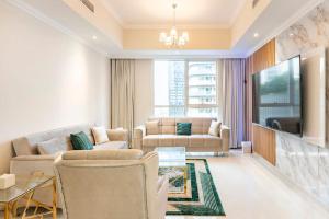 Gambar di galeri bagi Luxury Downtown Apt 3Min From DM di Dubai