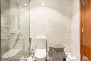 Gambar di galeri bagi Luxury Downtown Apt 3Min From DM di Dubai