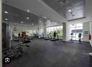 Gambar di galeri bagi Luxury Downtown Apt 3Min From DM di Dubai