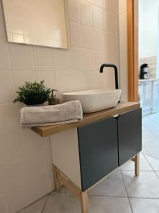 Φωτογραφία από το άλμπουμ του Zentrumsnahe Wohnung στο Κέμνιτς +10 φωτογραφίες