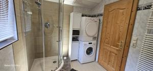 Vannituba majutusasutuses Ferienwohnung Schranz