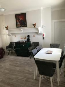 Gallery image of Brigid M’s Farm House in Killashandra