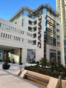 El edificio en el que está el departamento