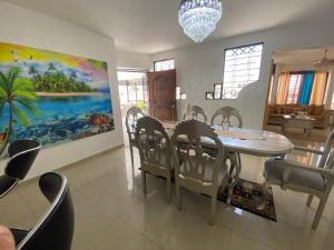 Posezení v ubytování Santiago City Center Huge nice Apartment to stay rooftop to enjoy the city view