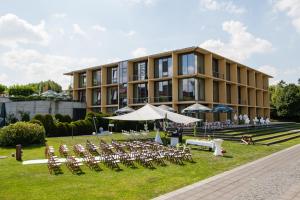 Photo de la galerie de l'établissement rugs Hotel am Schlosspark Lichtenwalde, à Lichtenwalde