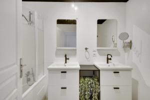 Kúpeľňa v ubytovaní Appartements hyper-centre de Marseille