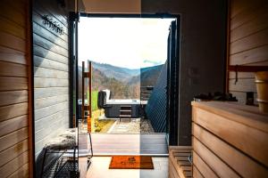 Uma vista geral da montanha ou uma vista da montanha a partir da villa