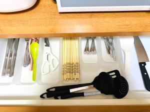 Cuisine ou kitchenette dans l'établissement JOY IN民宿两站关西机场一站奥莱，整租，提供机场接送服务,步行可达便利店、免税购物中心、药妆店