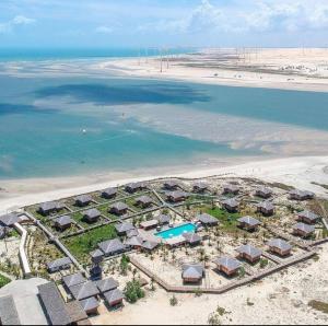 an aerial view of a resort on the beach at Flatsuico in Fortim