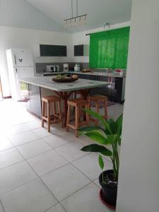 Galería fotográfica de Akivai Lodge - Maison de vacance Ua-Pou Marquises en Hakamui