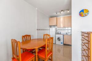 Kuchyň nebo kuchyňský kout v ubytování Apartment in Bolnuevo