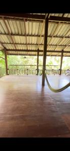 Balkón nebo terasa v ubytování forestel homestay kohkood ฟอเรสเทล โฮมสเตย์ เกาะกูด