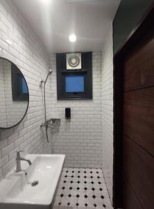 Koupelna v ubytování N5 Ratchawong Hostel
