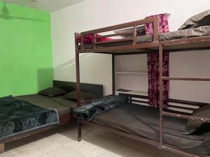 Postel nebo postele na pokoji v ubytování Mariyan Safari Jaisalmer