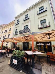 Το κτήριο όπου στεγάζεται  το διαμέρισμα