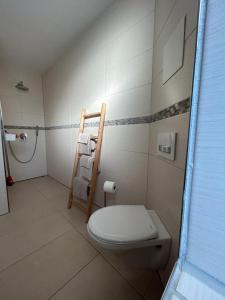 Koupelna v ubytování Ferienwohnung Kader 2 + 8 fotografií