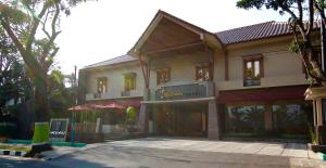 Zgradba, v kateri se nahaja hotel