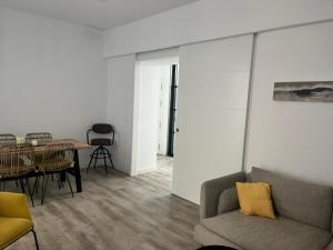 Posezení v ubytování Precioso piso en Cadiz capital