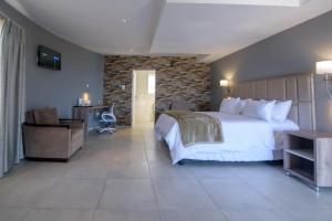 Gallery image of Green Fields Hotel, Coffee Bay in Coffee Bay