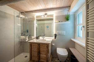 Koupelna v ubytování Rustico-Ferienhaus Dolce Vita
