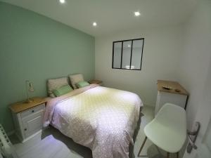 Galeriebild der Unterkunft Tres bel appartement in Condrieu + 1 Foto