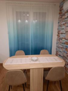 苏博蒂察Lux Advent Apartment的相册照片