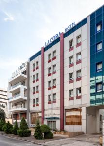 een weergave van het hotel la croix hotel in dublin bij Lacoba Hotel in Athene