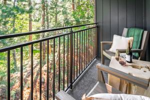 Balkón nebo terasa v ubytování The Incline Lodge