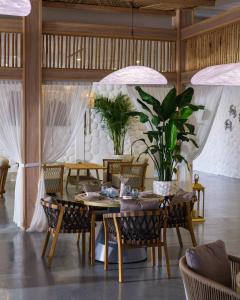 Ruang duduk di Ramlah Resort Sealine Beach
