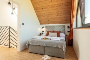 Posteľ alebo postele v izbe v ubytovaní Białka i Skałka domki z jacuzzi i widokiem na góry - jacuzzi and mountain view