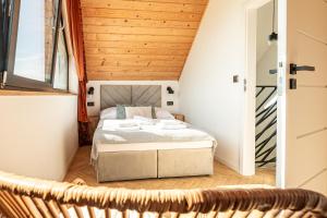 Posteľ alebo postele v izbe v ubytovaní Białka i Skałka domki z jacuzzi i widokiem na góry - jacuzzi and mountain view