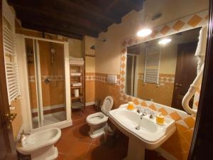Koupelna v ubytování Agriturismo il fragolino