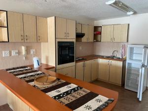 Kuchyň nebo kuchyňský kout v ubytování Beach and Sea + 15 fotografií