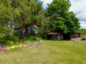 Zahrada ubytování Sõrve Holiday Home