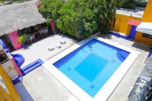 A piscina localizada em Hotel Hacienda Cancun ou nos arredores