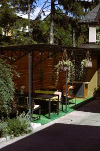 Un jardín fuera de Moonlight Visoko
