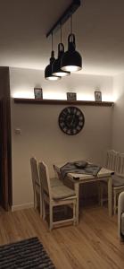 Posedenie v ubytovaní Retrospekcja - Apartament w centrum