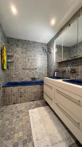 Bagno di Alpenblick Loft neben Skilift in Amden Arvenbüel