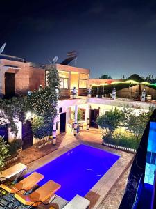 Bazén v ubytování Riad Rime Garden Marrakech nebo v jeho okolí