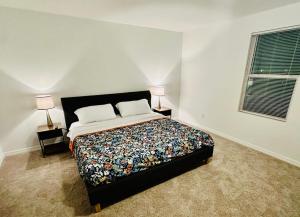 Gallery image of Brand new houes20min from disney private room W Tv at Championgate in Davenport